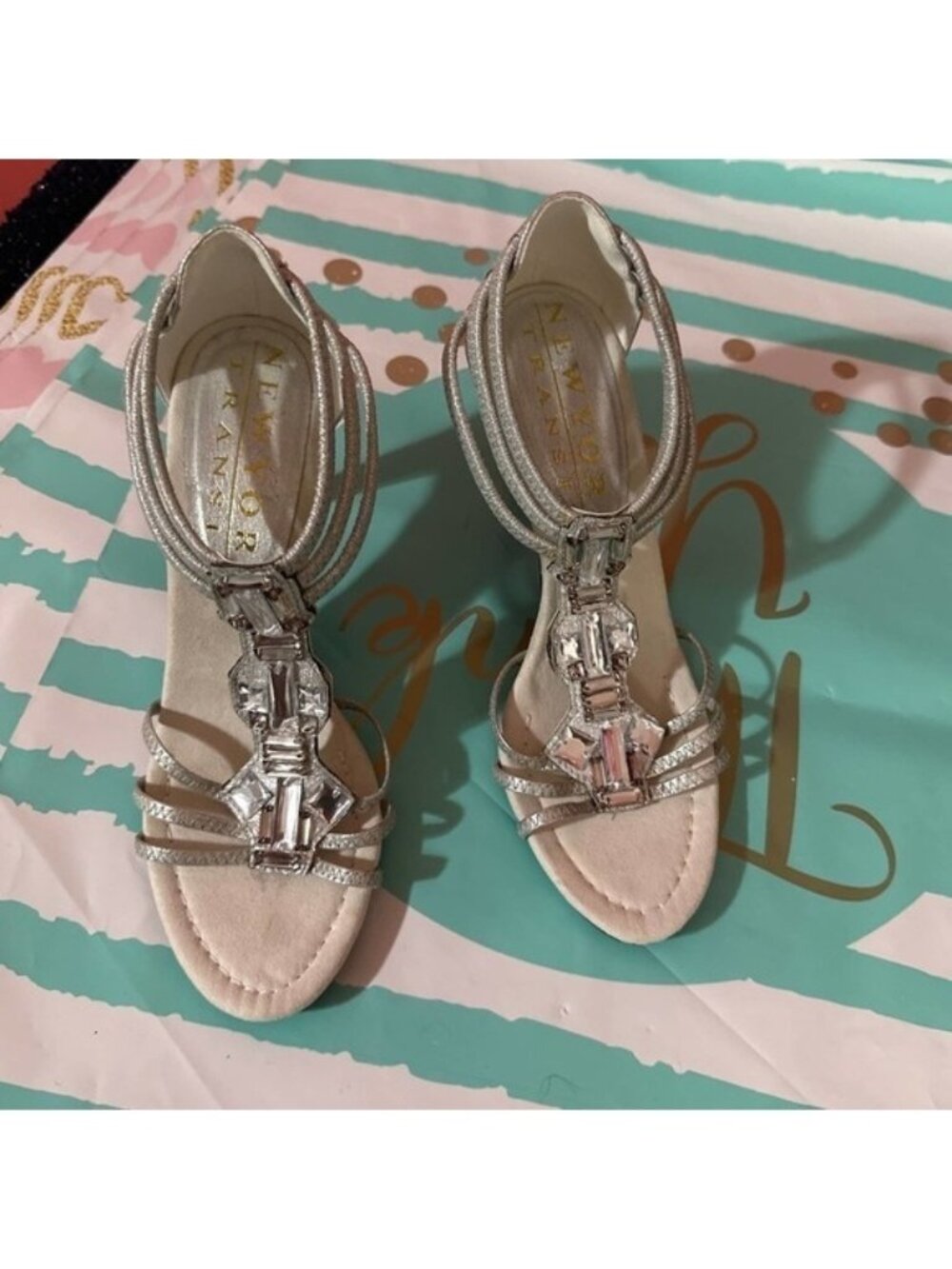 NEW York transit heels